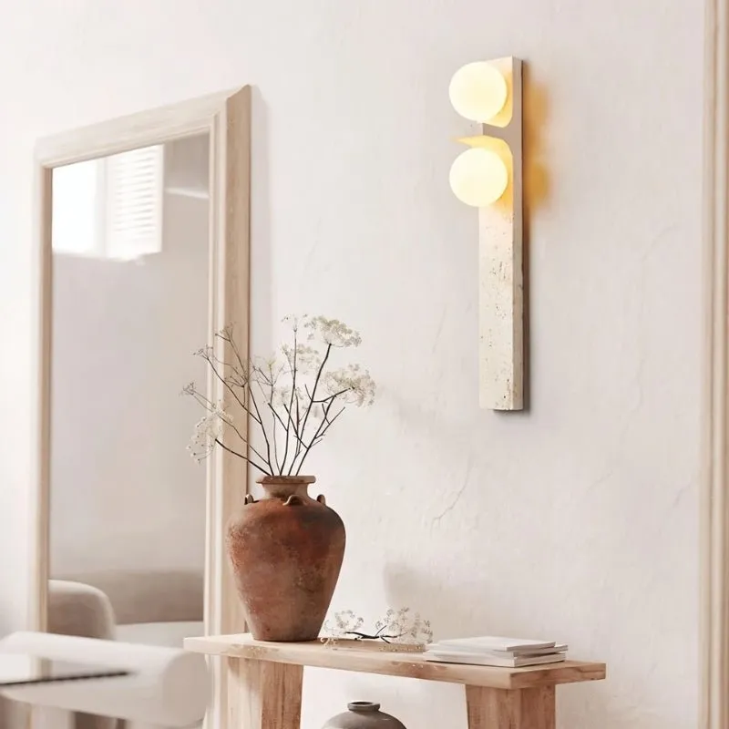 Aryil Wall Lamp