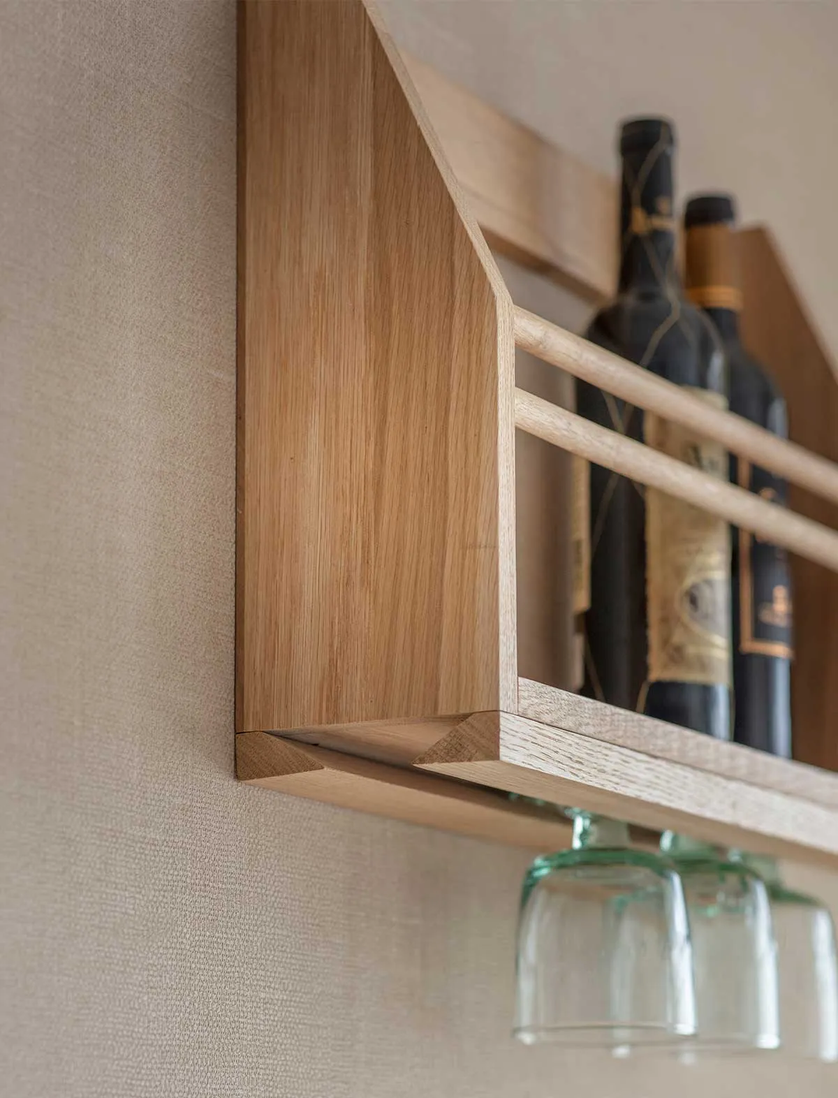 Garden Trading Hambledon Oak Wine Glass Shelf