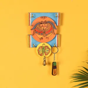 Handcrafted Wooden Key Holder with Madhubani Art (5 X 1 in)