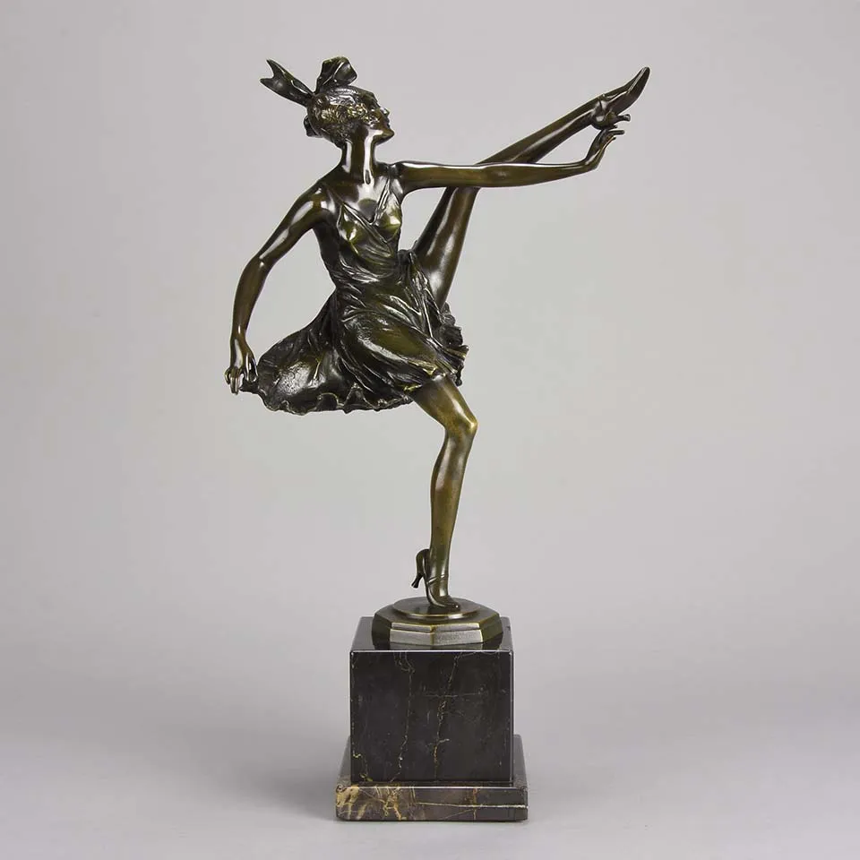 “High Kick” by Bruno Zach