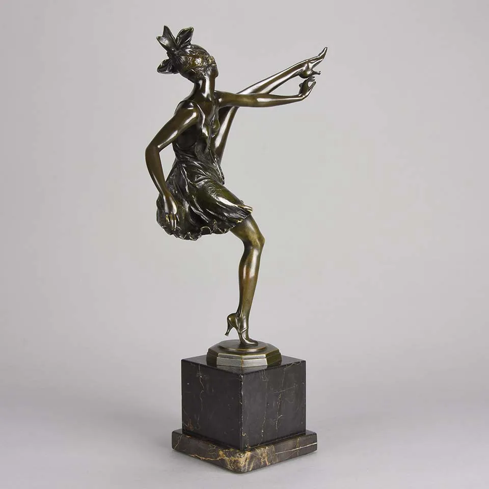 “High Kick” by Bruno Zach