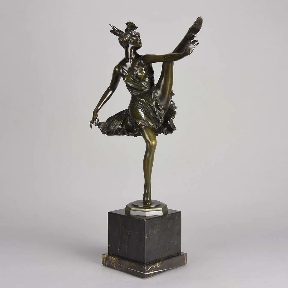 “High Kick” by Bruno Zach