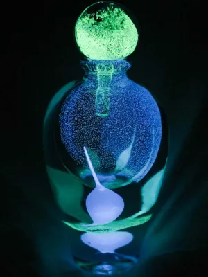 Jean-Claude Novaro lidded flask - phosphorescent- 2007 - 13½"