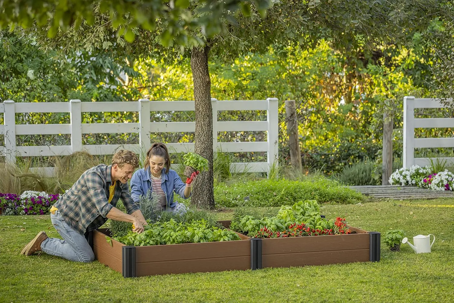 Keter Vista Garden Bed - Brown