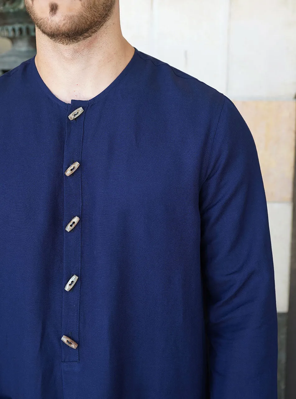 Linen Thobe with Decorative Buttons