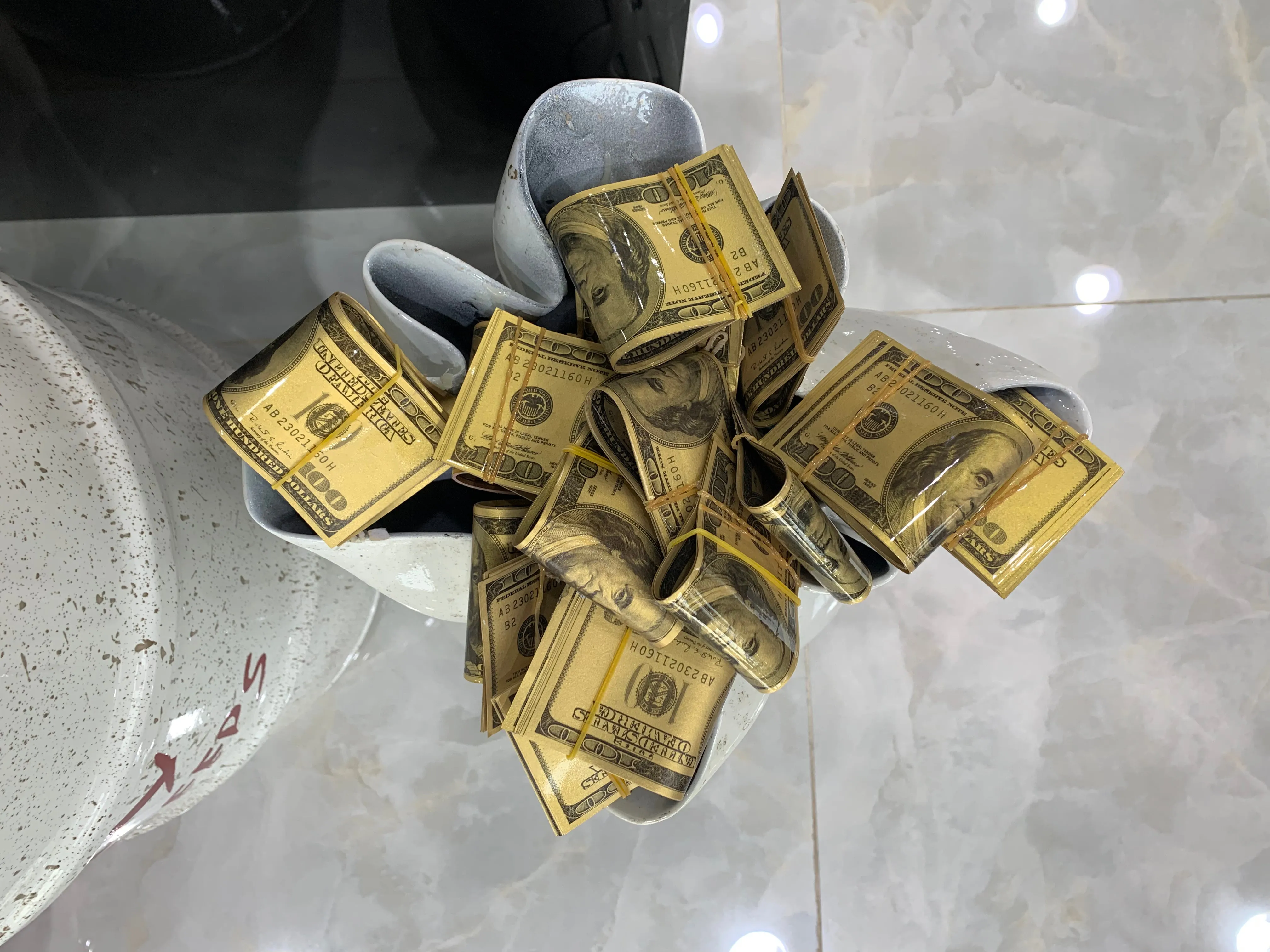 Money never sleeps money bag
