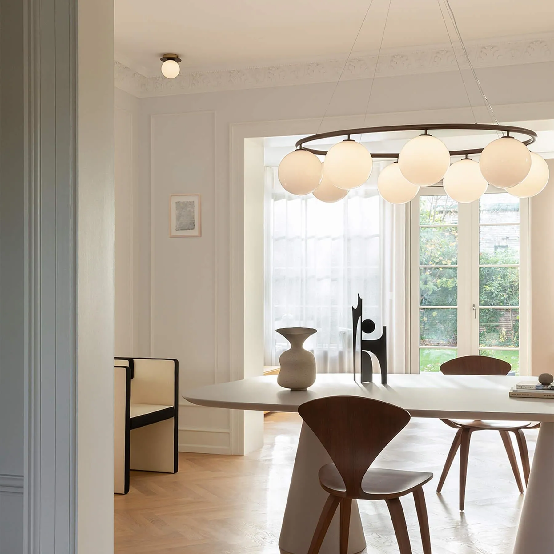 Nuura Miira 8 Oval Chandelier