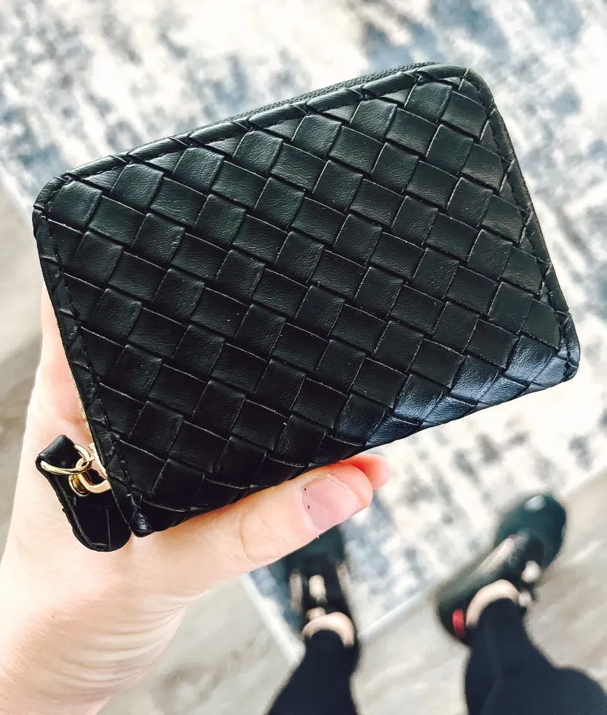 RTS: Weaved Card Holder