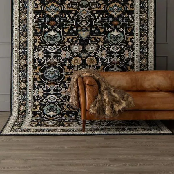 Zephyr 92118 90166 Amphora Black Rug